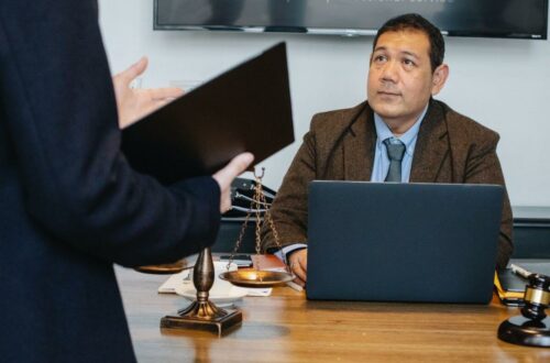 avocat qui engage un coach